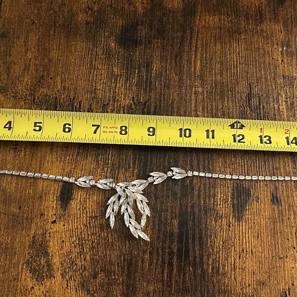 Weiss Rhinestone Vintage Necklace - Picture 8 of 9